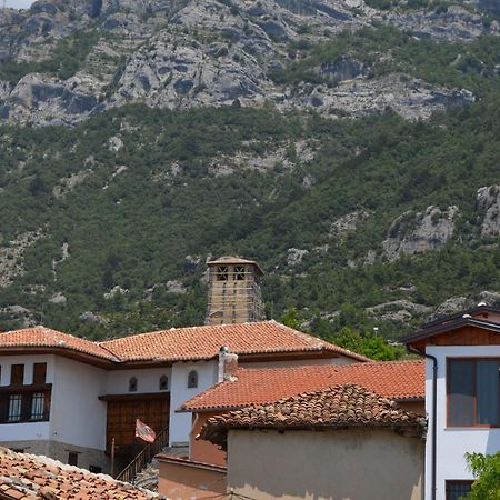 Hotel The House Of Dollma , Inside Kruja Castle Exterior foto