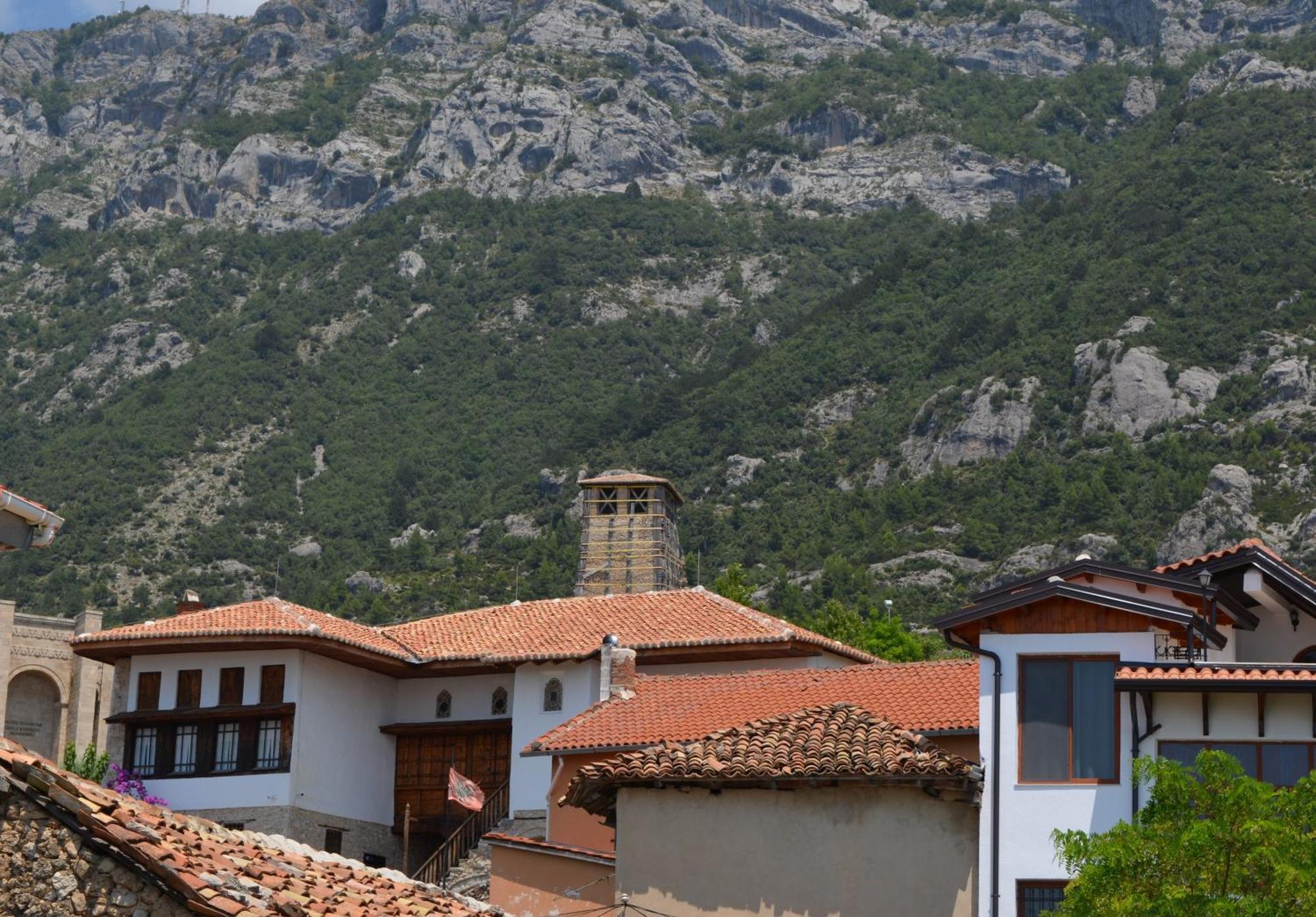 Hotel The House Of Dollma , Inside Kruja Castle Exterior foto