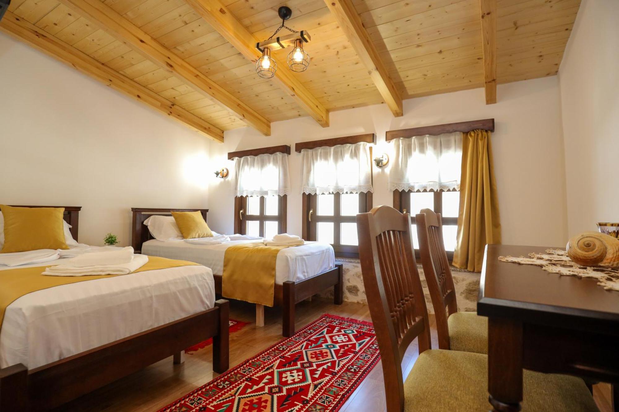 Hotel The House Of Dollma , Inside Kruja Castle Exterior foto