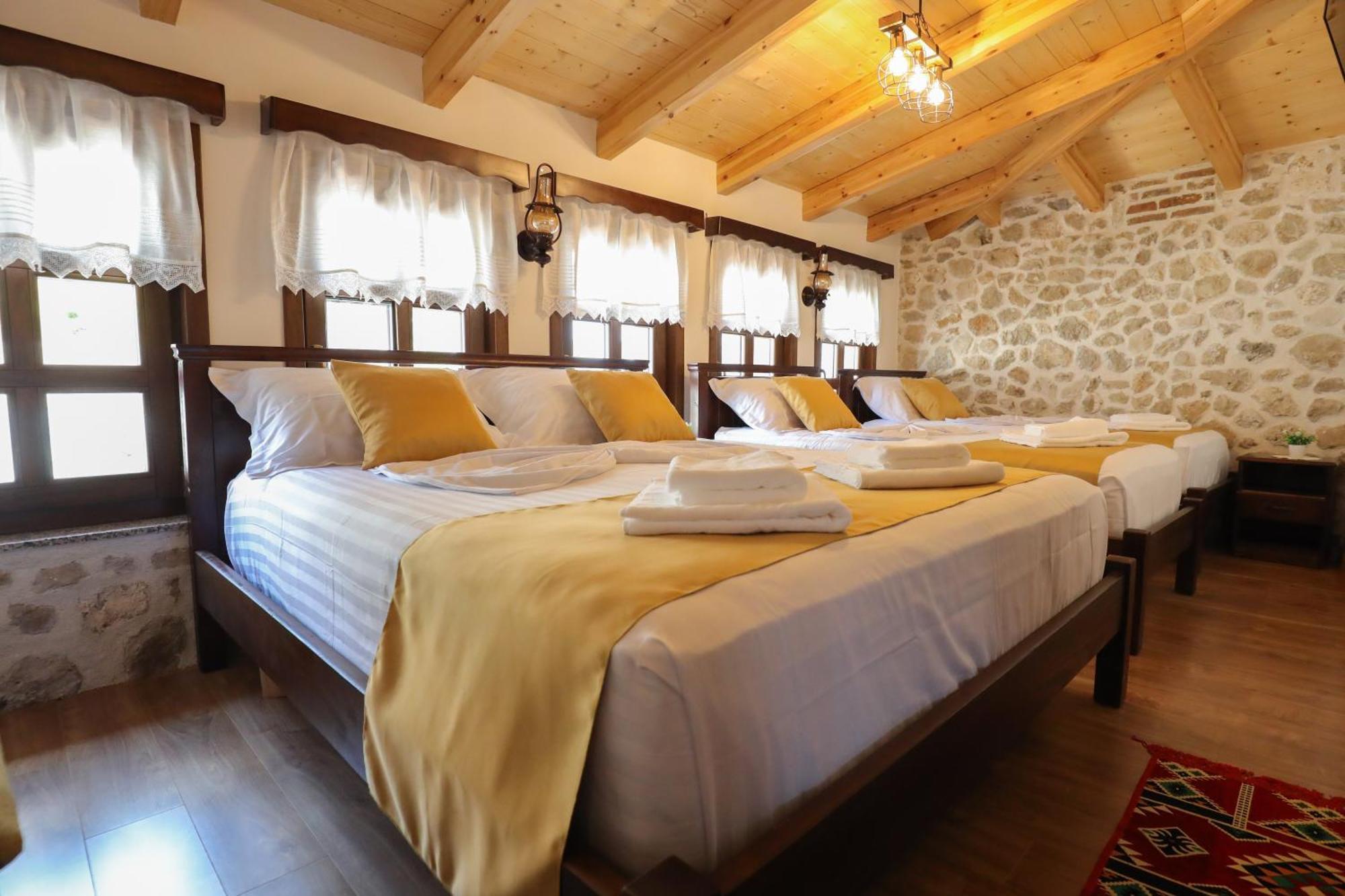 Hotel The House Of Dollma , Inside Kruja Castle Exterior foto